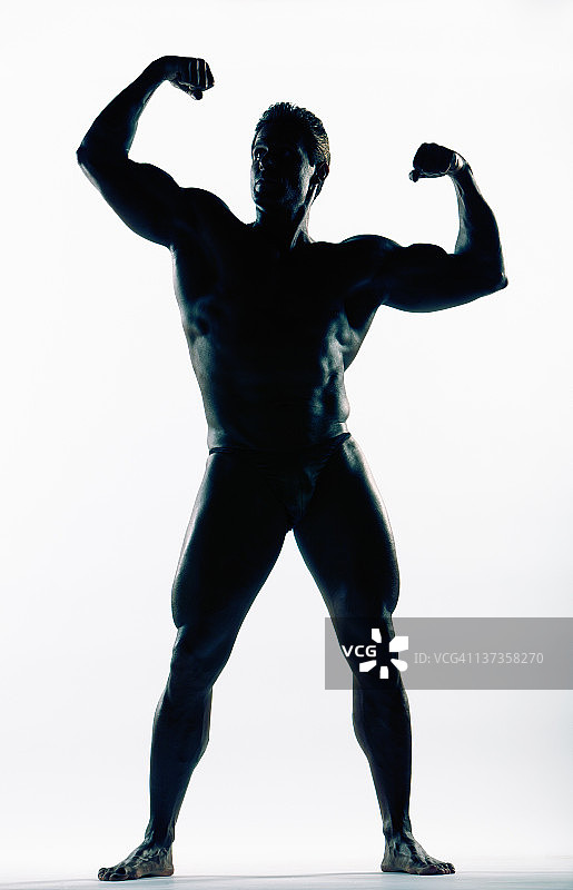 白色背景上的健美者图片素材