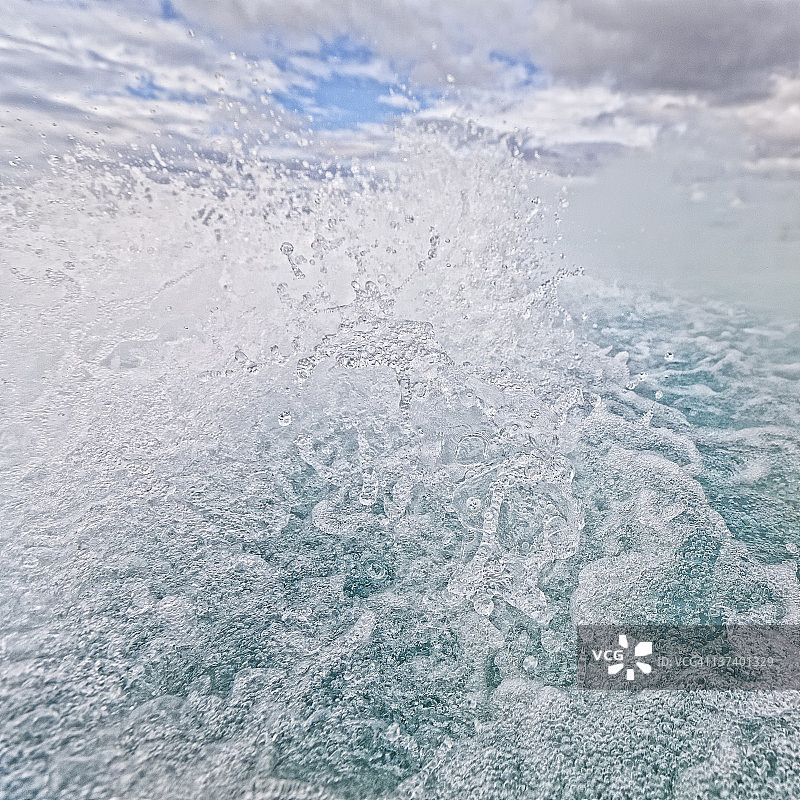 近距离拍摄高温地热水图片素材