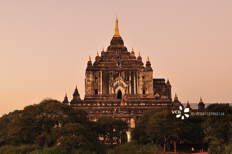 缅甸蒲甘他冰瑜佛塔图片素材