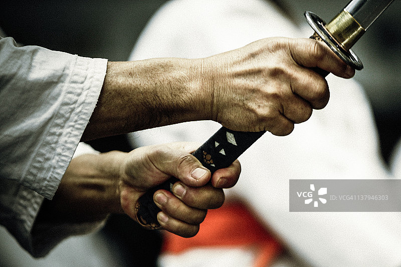 手中武士刀图片素材