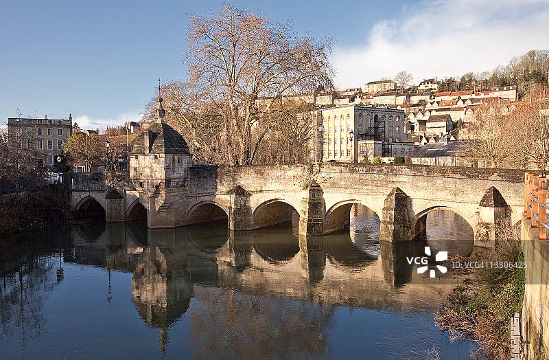 埃文河畔布拉德福德镇桥图片素材