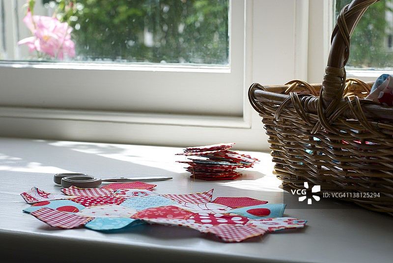 正在制作的拼布作品图片素材