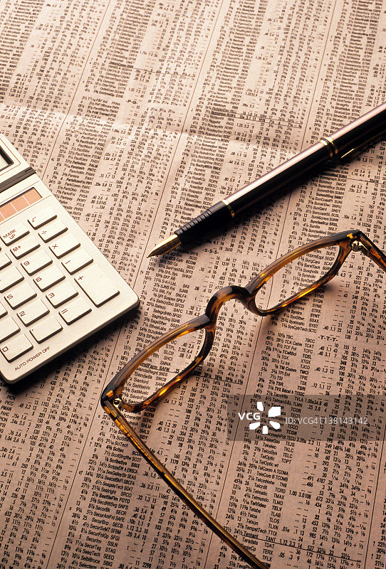 股市行情计算图片素材