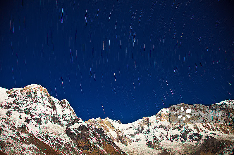 安娜普尔纳大本营的星轨图片素材