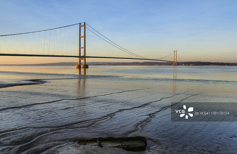 亨伯桥图片素材