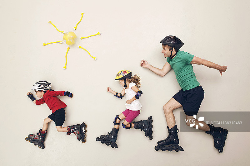 德国家庭轮滑场景图片素材