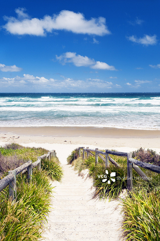 通往布德里国家公园洞穴海滩的徒步路线，杰维斯图片素材