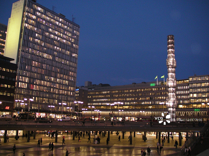 斯德哥尔摩塞尔格广场夜景图片素材