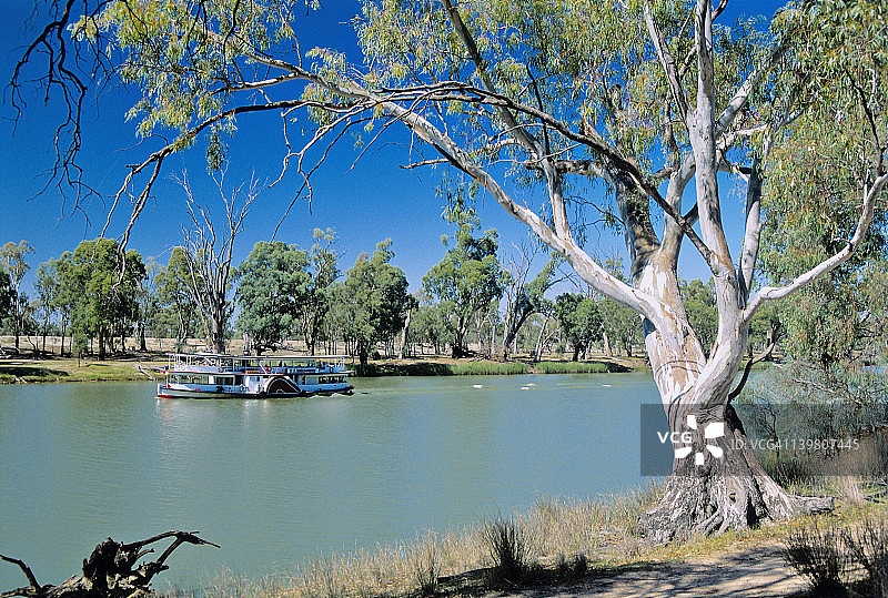 墨累河上的桨轮船，近维多利亚州米尔杜拉图片素材