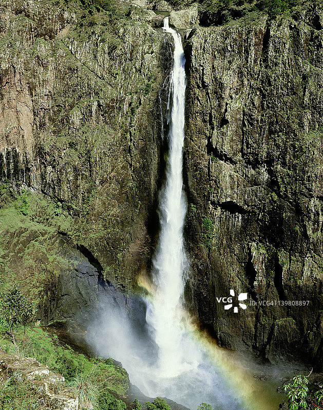 澳大利亚昆士兰州沃拉曼瀑布图片素材