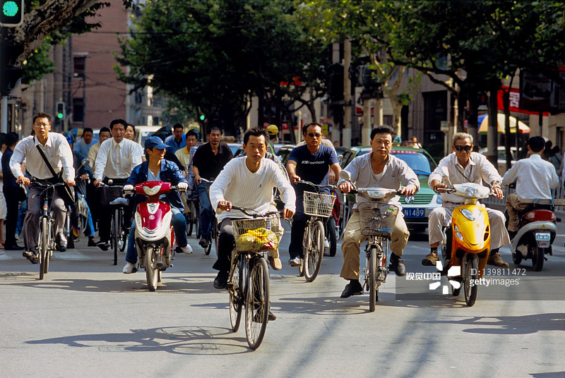 上海拥挤的交通图片素材