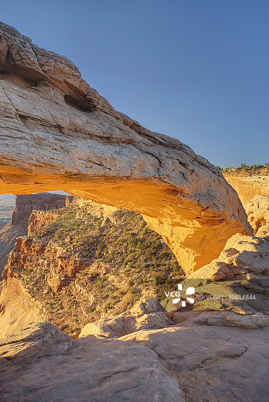 峡谷地国家公园梅萨拱门日出，美国犹他州图片素材