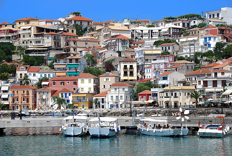 色彩鲜艳的帕尔加图片素材