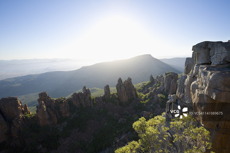 荒凉之谷图片素材