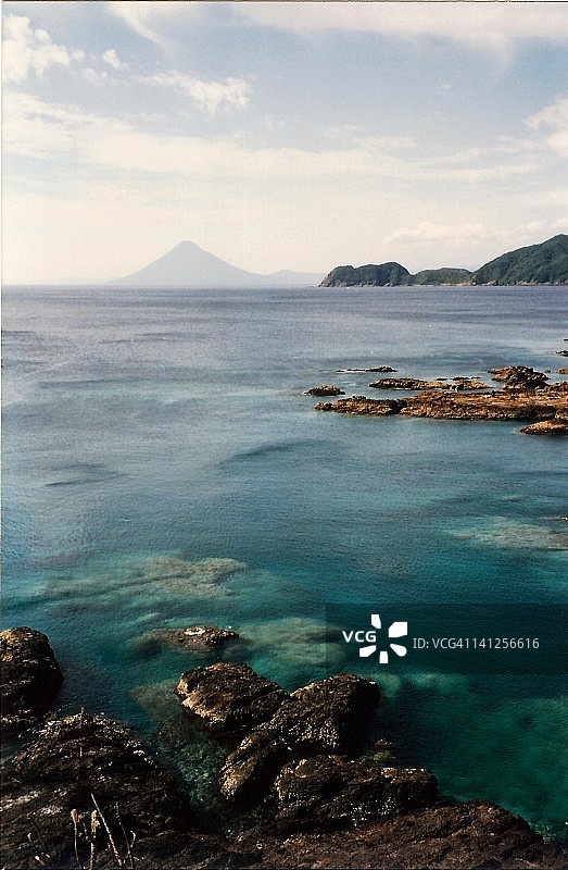 九州海岸和开闻岳图片素材