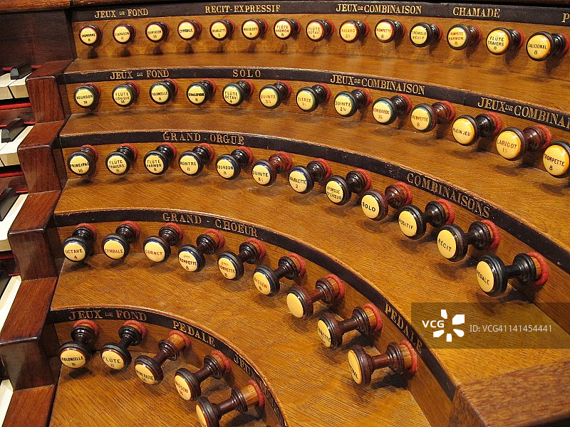 圣叙尔比斯教堂的管风琴图片素材