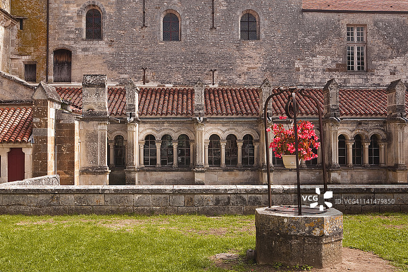 韦泽莱的圣玛德莲娜大教堂图片素材