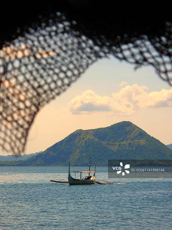 塔尔湖和火山图片素材