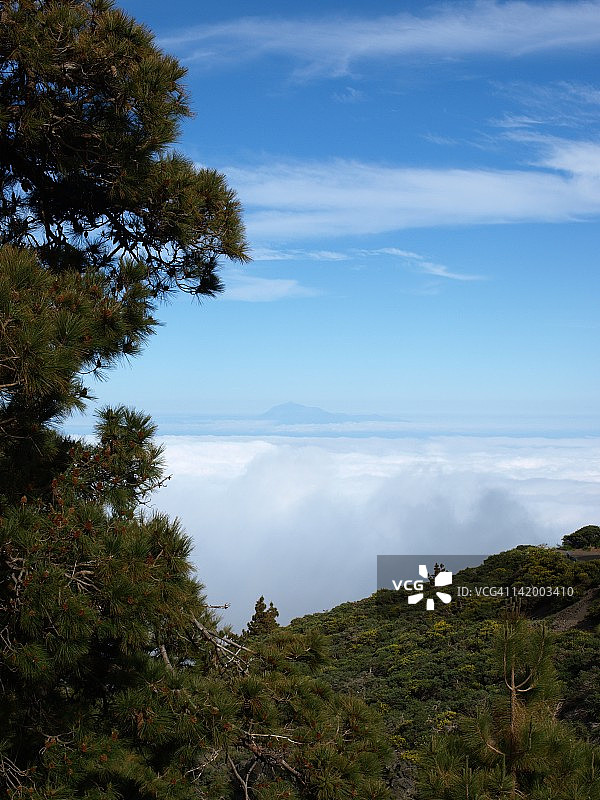 泰德山和奥罗塔瓦山谷图片素材