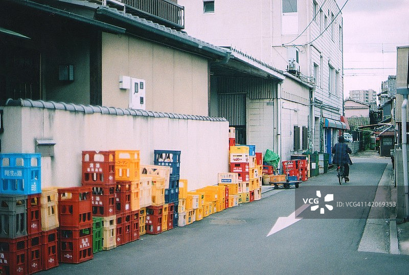 彩色单向酒盒图片素材