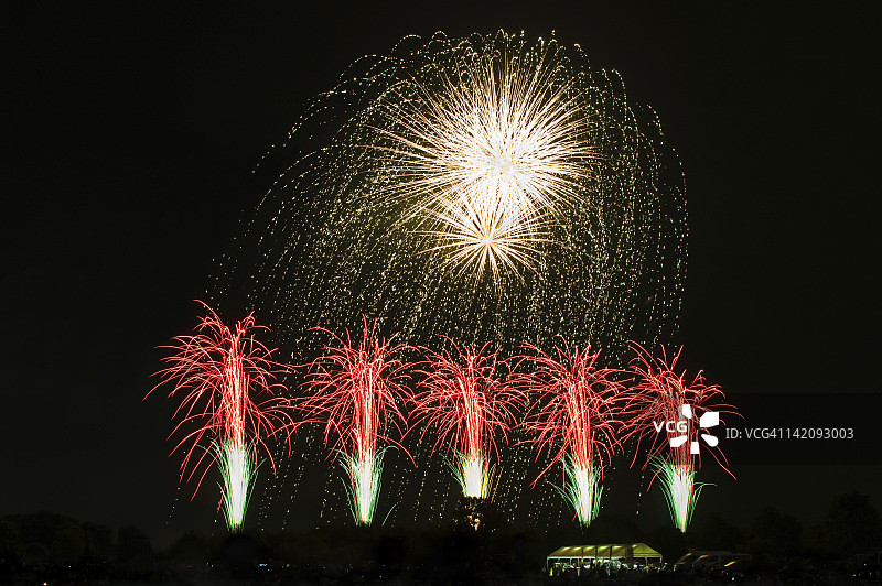 东松山烟花节图片素材