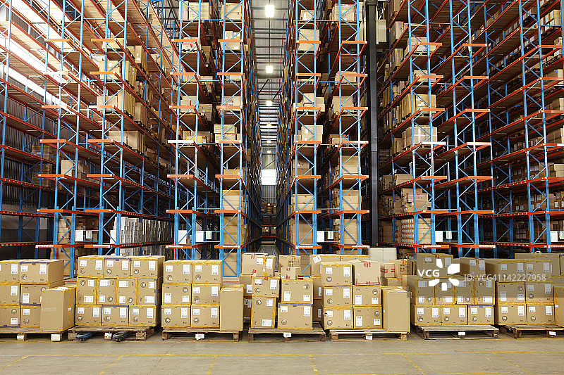 大型配送仓库图片素材