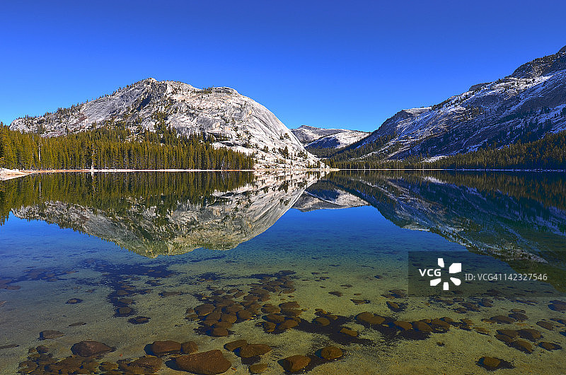 特纳亚湖图片素材