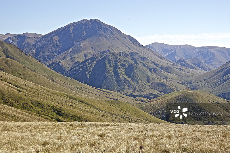 从丹西山口看卡卡努伊山图片素材