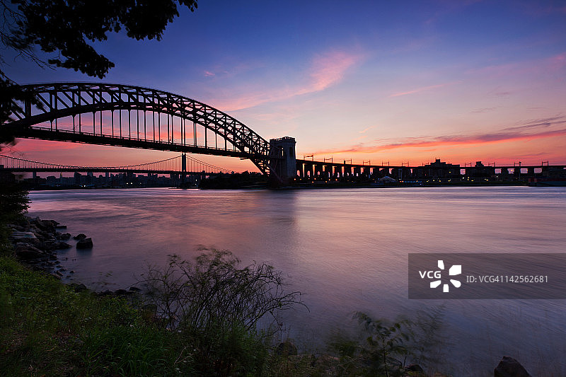 地狱之门大桥图片素材