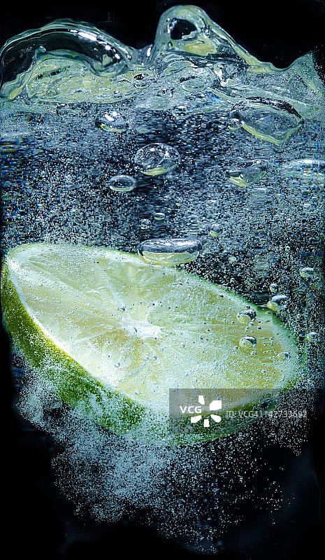 青柠与气泡图片素材