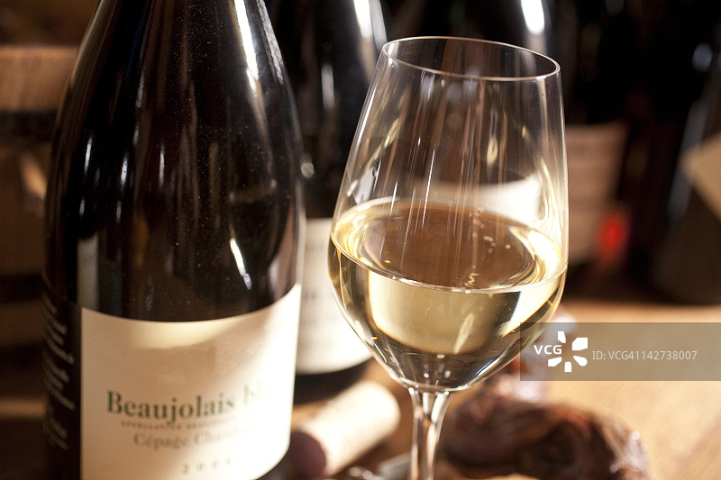 白葡萄酒，博若莱图片素材