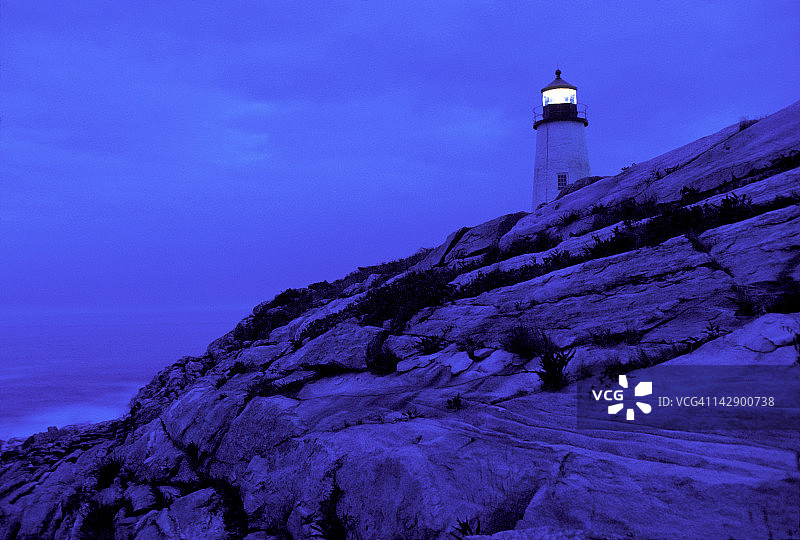 缅因州佩马奎德灯塔黄昏景色图片素材