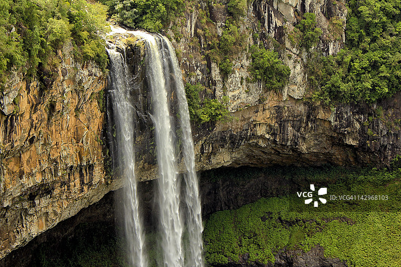 卡拉科尔瀑布图片素材