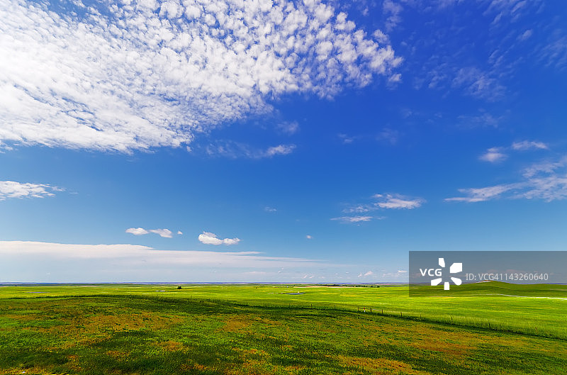 水牛峡国家草原风光图片素材