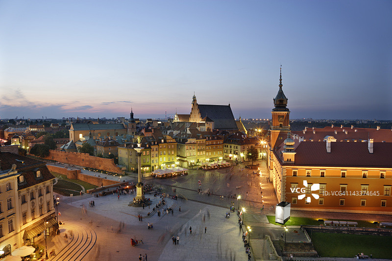 华沙古镇黄昏鸟瞰图片素材