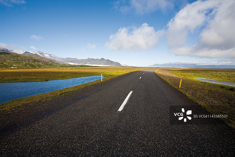 冰岛Kirkjubaejarklaustur至Kalfafell之间的1号公路图片素材