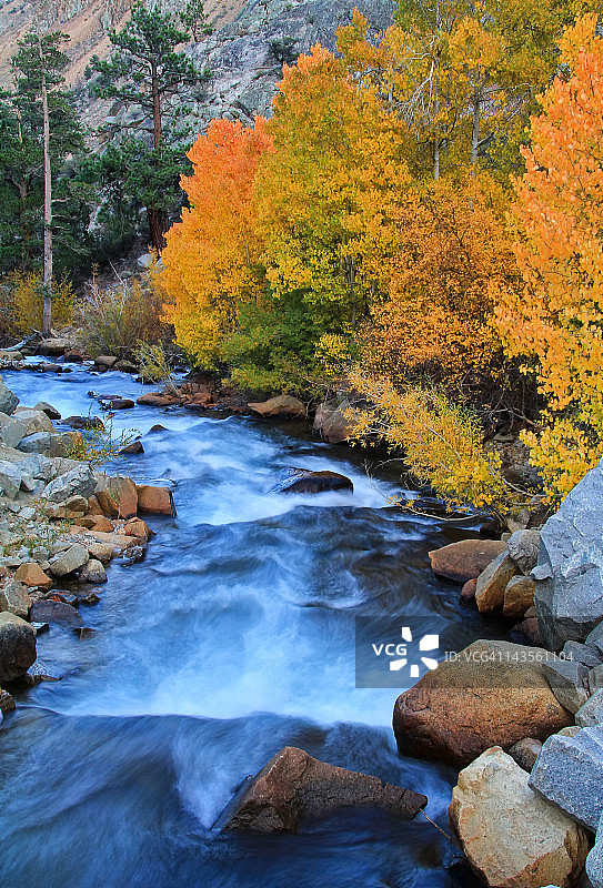 秋季的经典毕夏普溪图片素材