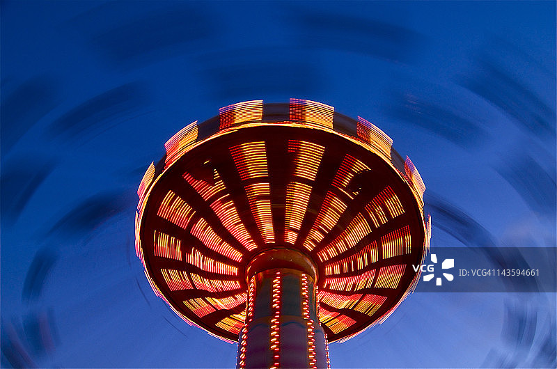 圆形秋千图片素材