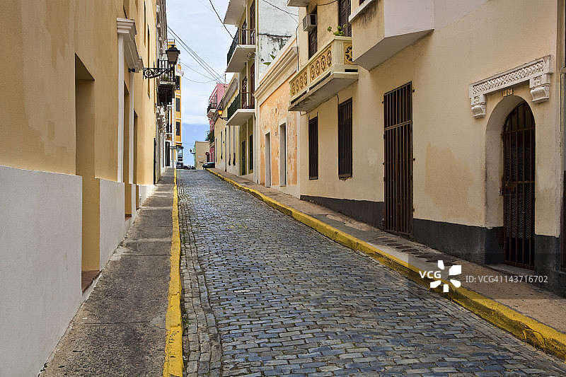 旧圣胡安的墙壁和街道图片素材