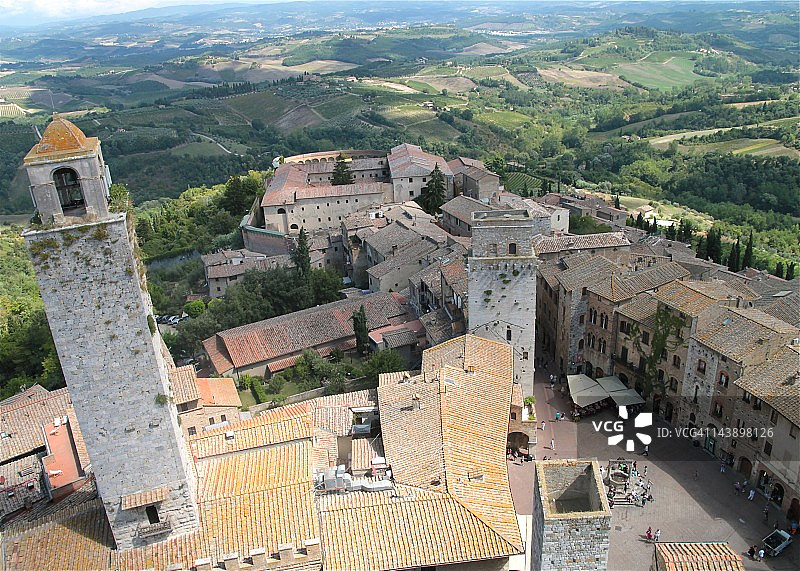 从市政厅的格罗萨塔顶端看到的景色图片素材