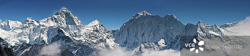 喜马拉雅山脉高海拔山区全景图片素材