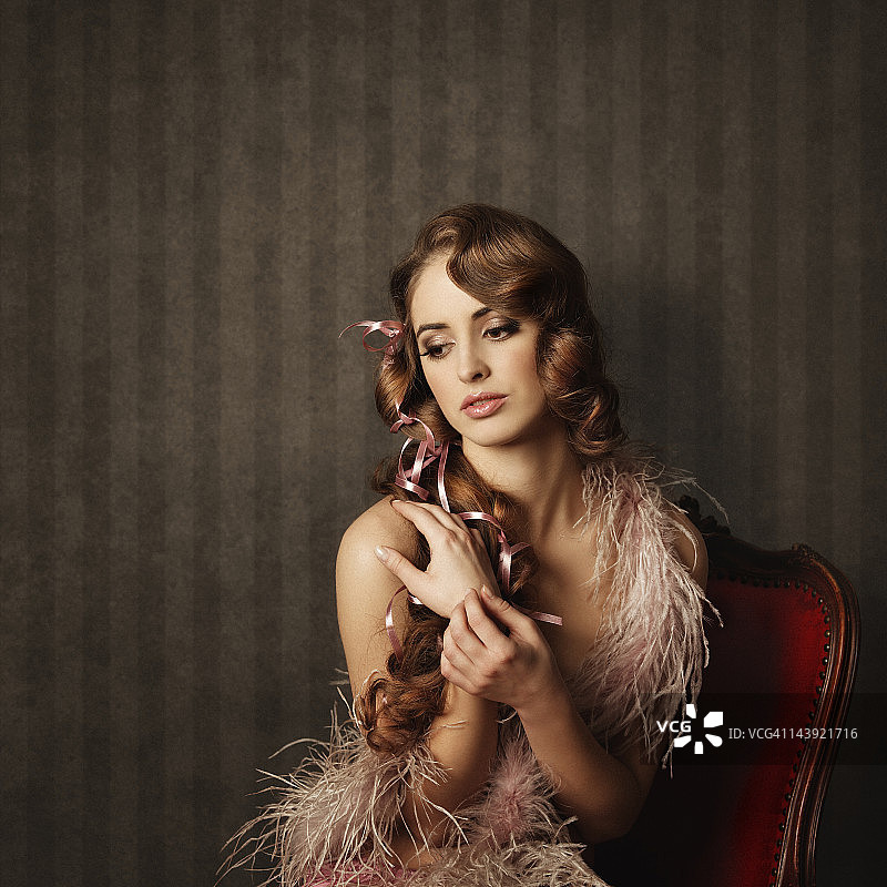 浪漫复古女孩图片素材