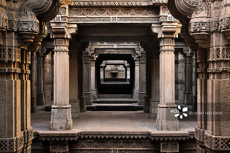 阿达拉杰阶梯井图片素材