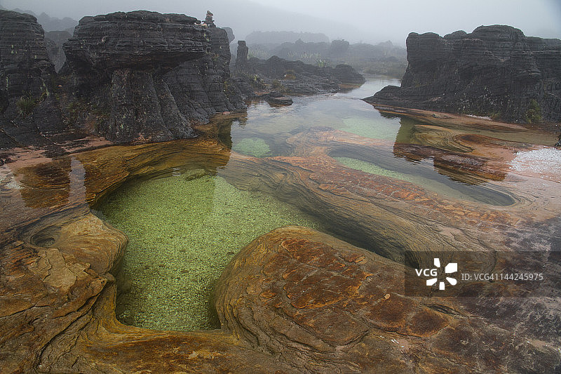 罗赖马山的按摩浴缸图片素材