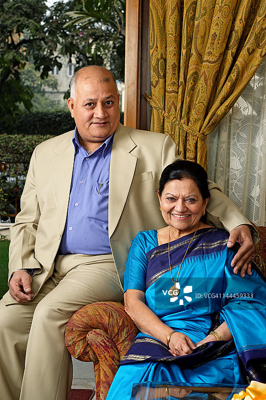 老年夫妇的肖像图片素材