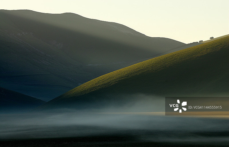 卡斯特卢乔平原图片素材