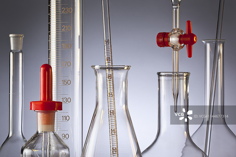 化学实验室玻璃器皿图片素材