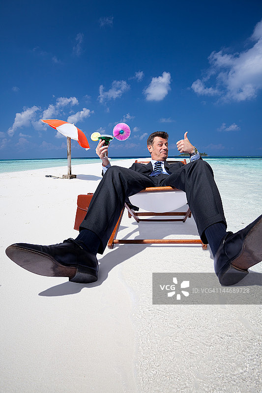 沙滩上的商人图片素材