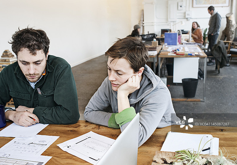 设计师会议场景图片素材