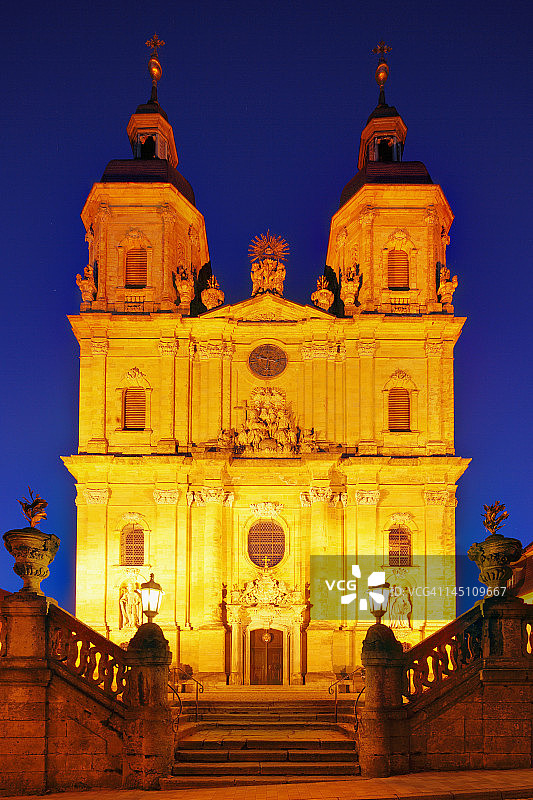 德国巴伐利亚州弗兰肯地区戈斯魏因施泰因三位一体教堂景观图片素材